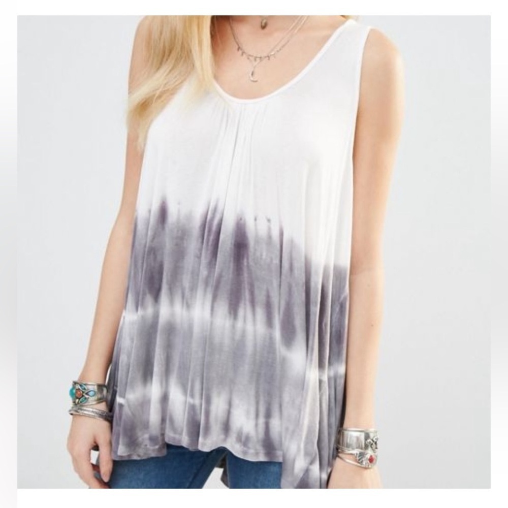 We The Free White and Gray Tie-Dye Tank Top